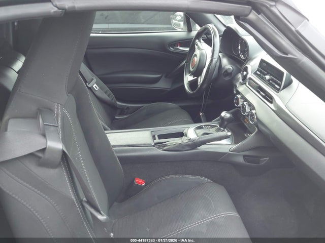 2017 FIAT 124 SPIDER JC1NFAEK2H0106334 Photo 4