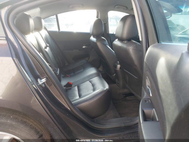 1G1PE5SBXF7233680 Chevrolet Cruze 2lt Auto