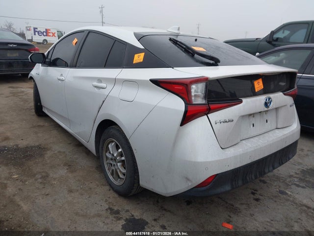2021 TOYOTA PRIUS JTDKAMFU8M3130877 Photo 2