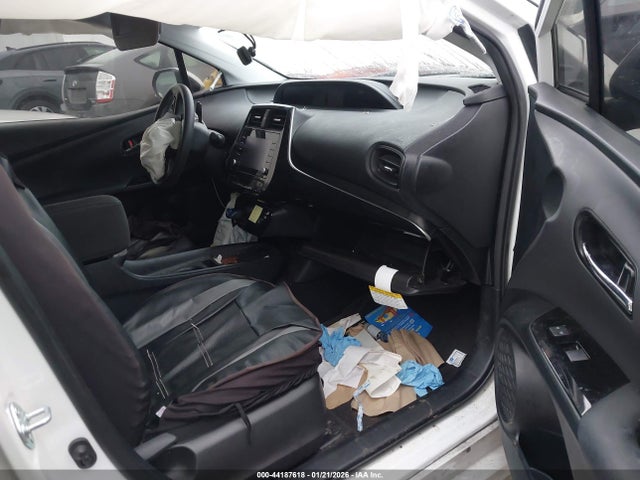 2021 TOYOTA PRIUS JTDKAMFU8M3130877 Photo 4