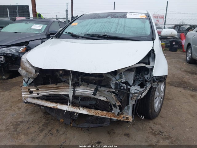 2021 TOYOTA PRIUS JTDKAMFU8M3130877 Photo 5