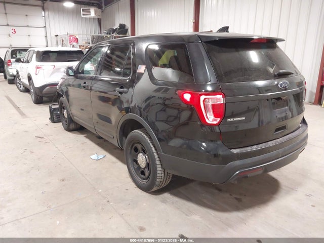 Ford Utility Police Interceptor 2016 1FM5K8AR5GGC93015 Image 3