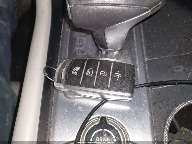 2019 GENESIS G70 KMTG44LA3KU015491 Photo 10