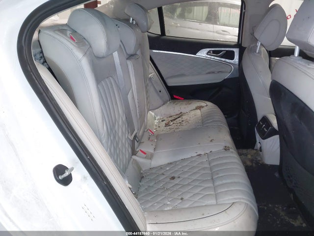 2019 GENESIS G70 KMTG44LA3KU015491 Photo 7