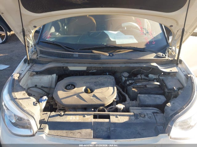 KNDJX3A51F7150937 KIA Soul !