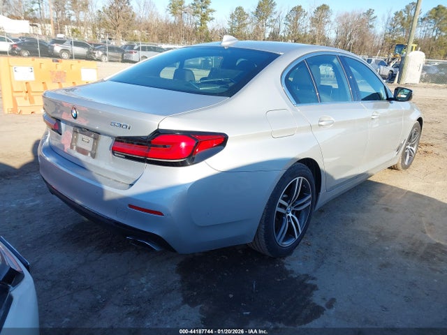 2021 BMW 530I WBA13BJ00MWX06357 Photo 3