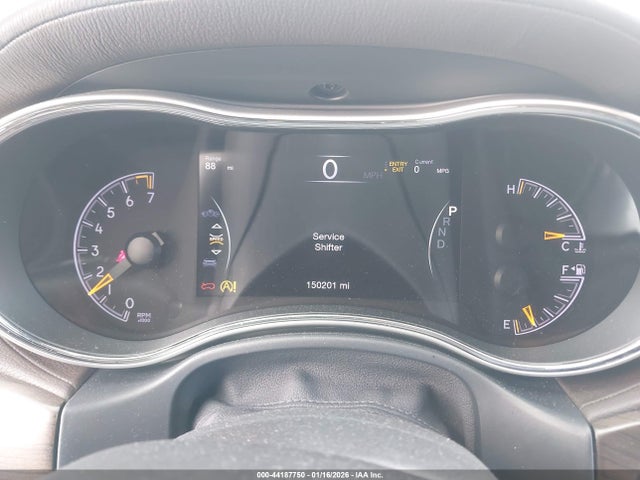 1C4RJFCG0GC364573 Jeep Grand Cherokee Overland