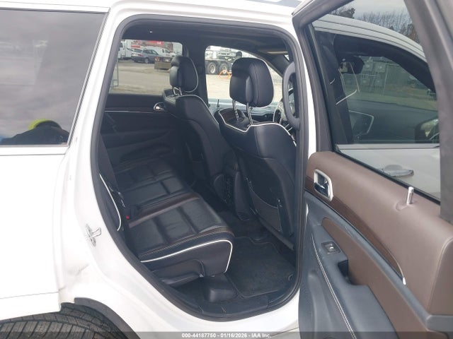 1C4RJFCG0GC364573 Jeep Grand Cherokee Overland