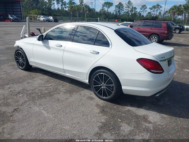 2021 MERCEDES-BENZ C 300 W1KWF8EB6MR644756 Photo 2
