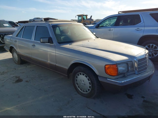 1987 MERCEDES-BENZ 300 WDBCB25DXHA320073