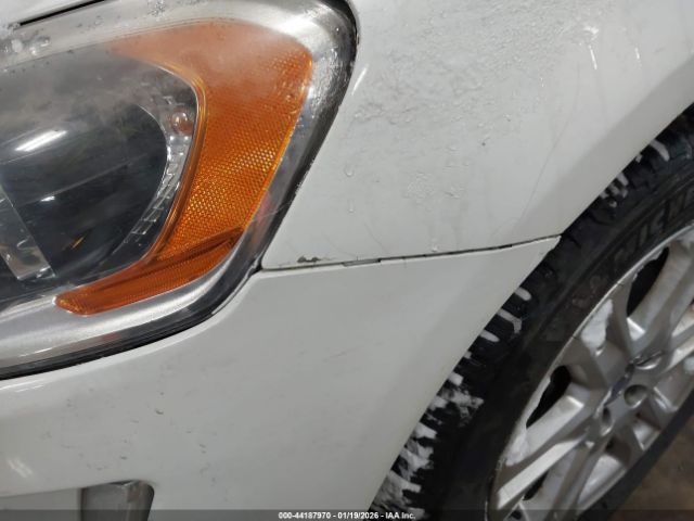 2016 VOLVO XC60 YV4612RK7G2781571 Photo 5