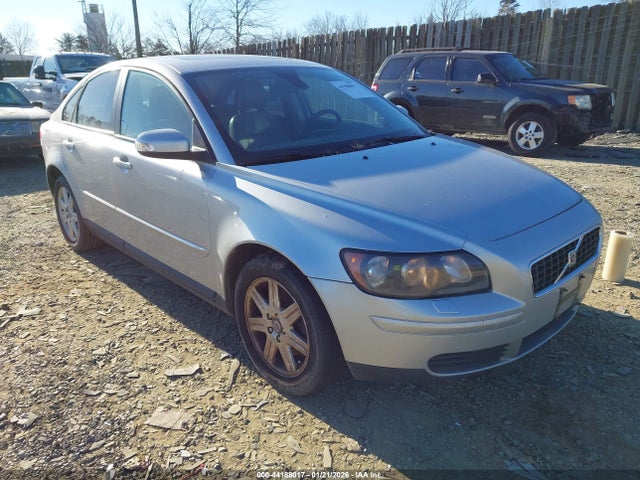 2007 Volvo S40 2.4i მანქანა იყიდება აუქციონზე, vin: YV1MS390372250938, აუქციონის ნომერი: 44188017