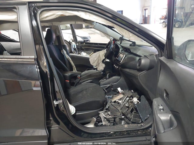 2022 NISSAN KICKS 3N1CP5BV6NL503866 Photo 4