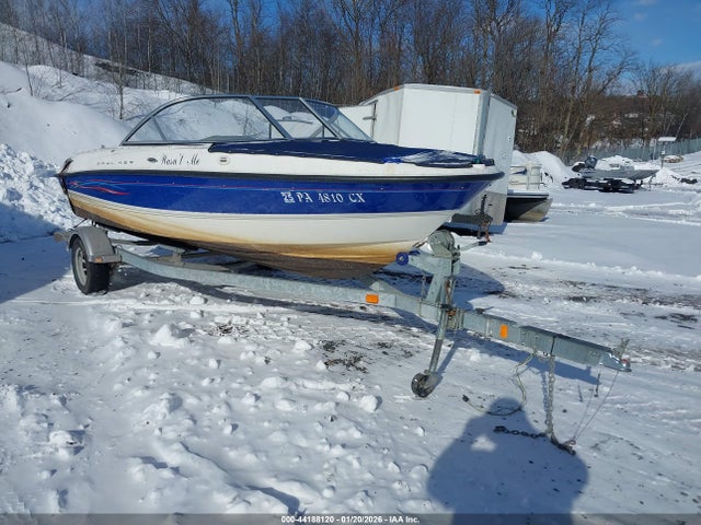 44188120 :رقم المزاد ، BIYE53CSA606 vin ، 2006 Bayliner Bayliner/w Trailer مزاد بيع