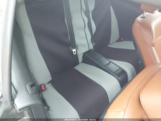 44188173 :رقم المزاد ، JTHFF2C28B2515206 vin ، 2011 Lexus Is 250c مزاد بيع