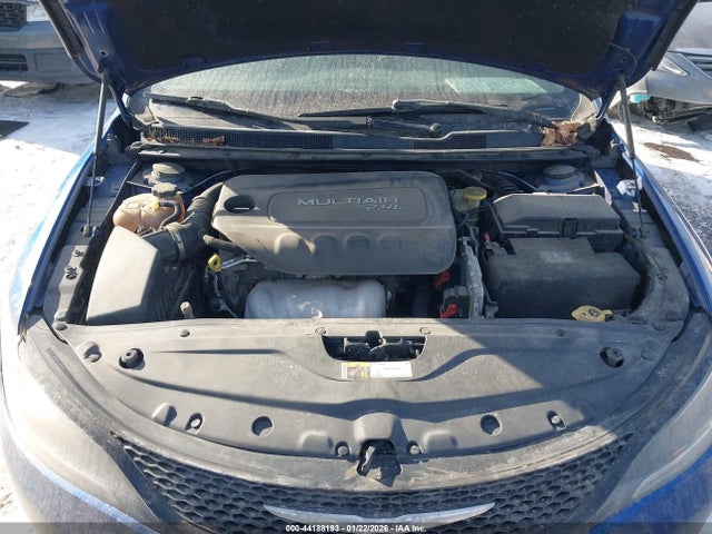 44188193 :رقم المزاد ، 1C3CCCBB2GN129864 vin ، 2016 Chrysler 200 S مزاد بيع