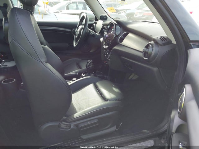 2022 MINI HARDTOP WMW53DH06N2P83892 Photo 4