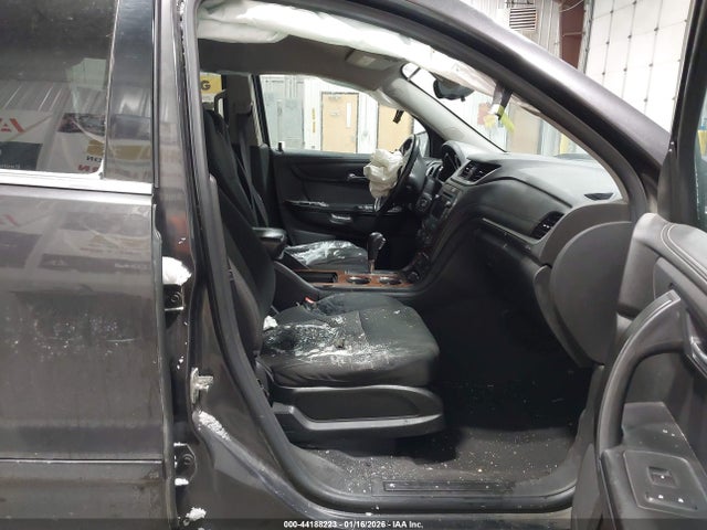 2014 CHEVROLET TRAVERSE 1GNKVGKD3EJ175211 Photo 4