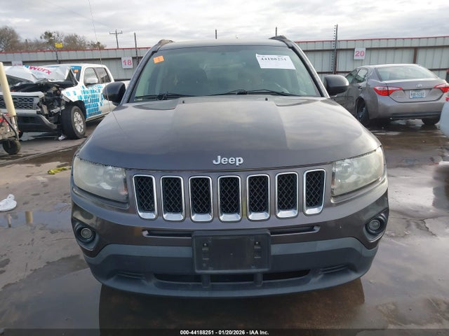 2016 Jeep Compass Sport მანქანა იყიდება აუქციონზე, vin: 1C4NJCBA5GD611882, აუქციონის ნომერი: 44188251