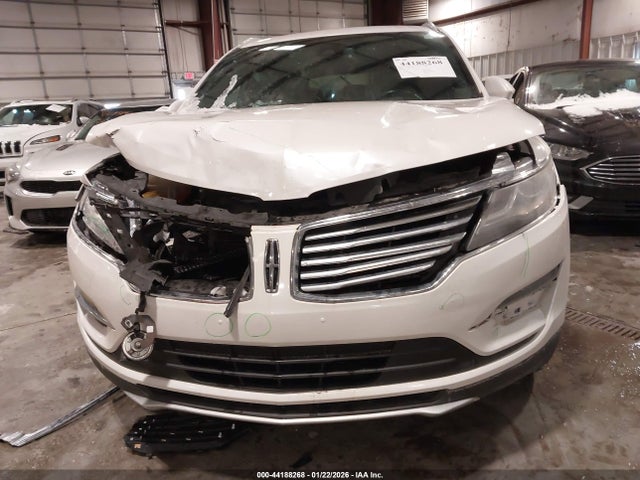 Aukcja sprzedaży 2017 Lincoln Mkc Reserve, vin: 5LMCJ3D95HUL69986, numer aukcji: 44188268