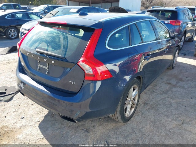 2015 VOLVO V60 YV140MEK3F1265169 Photo 3
