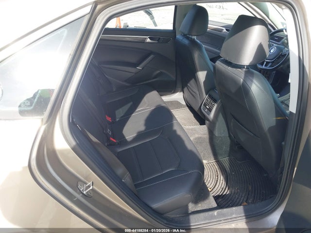 44188284 :رقم المزاد ، 1VWBT7A3XGC013152 vin ، 2016 Volkswagen Passat 1.8t Se مزاد بيع