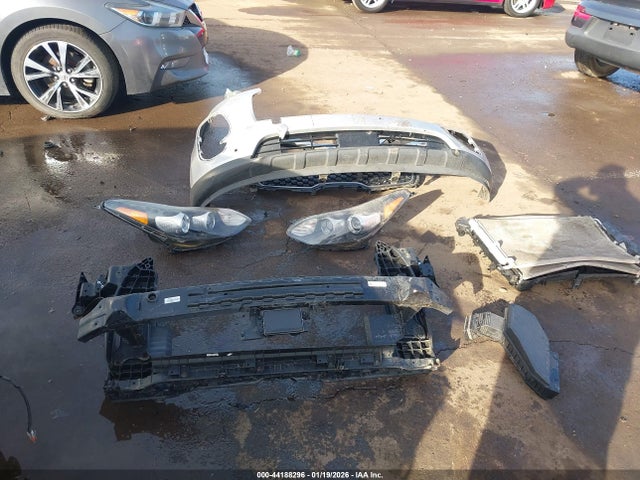 KNDPN3AC6K7563722 KIA Sportage Ex