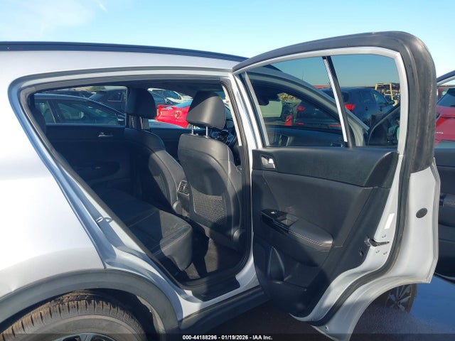 KNDPN3AC6K7563722 KIA Sportage Ex