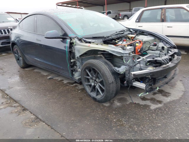 2023 TESLA MODEL 3 5YJ3E1EA2PF695020 Photo 0