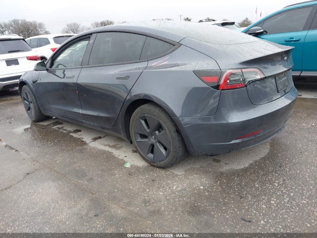 2023 TESLA MODEL 3 5YJ3E1EA2PF695020 Photo 2