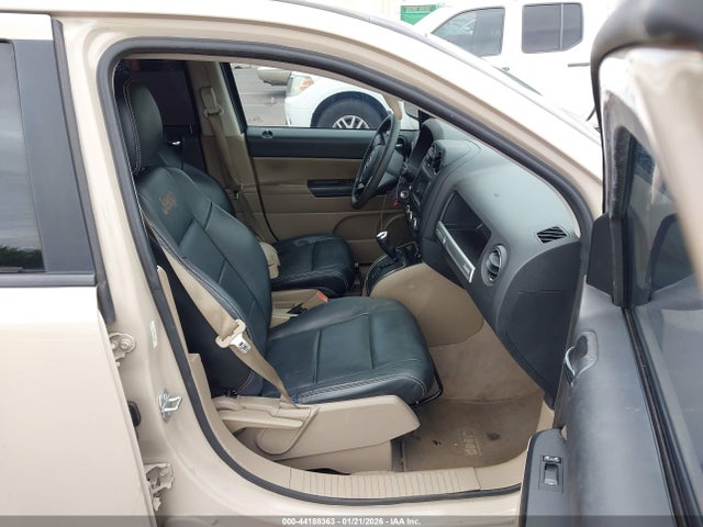 1C4NJCBA0HD131640 Jeep Compass Sport Fwd