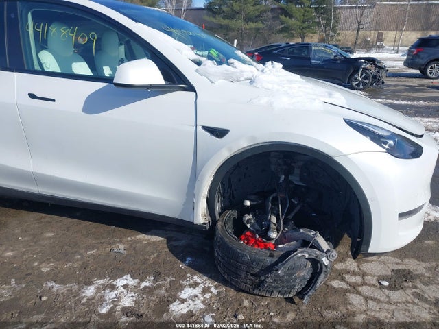 44188409 :رقم المزاد ، 7SAYGDEF7NF456172 vin ، 2022 Tesla Model Y Performance Dual Motor All-wheel Drive مزاد بيع
