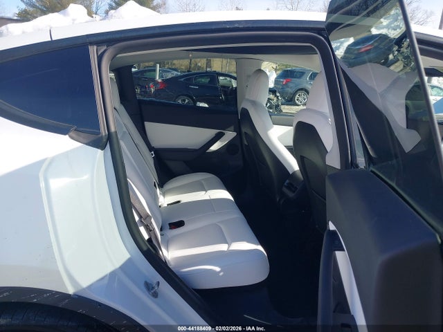 44188409 :رقم المزاد ، 7SAYGDEF7NF456172 vin ، 2022 Tesla Model Y Performance Dual Motor All-wheel Drive مزاد بيع