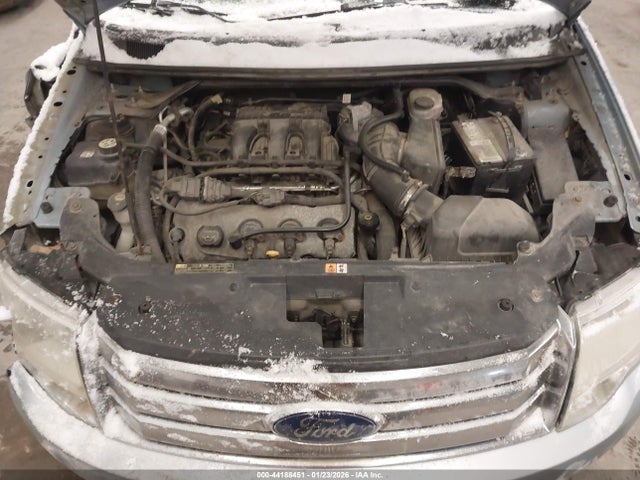 2008 FORD TAURUS X 1FMDK05W68GA03783 Photo 9