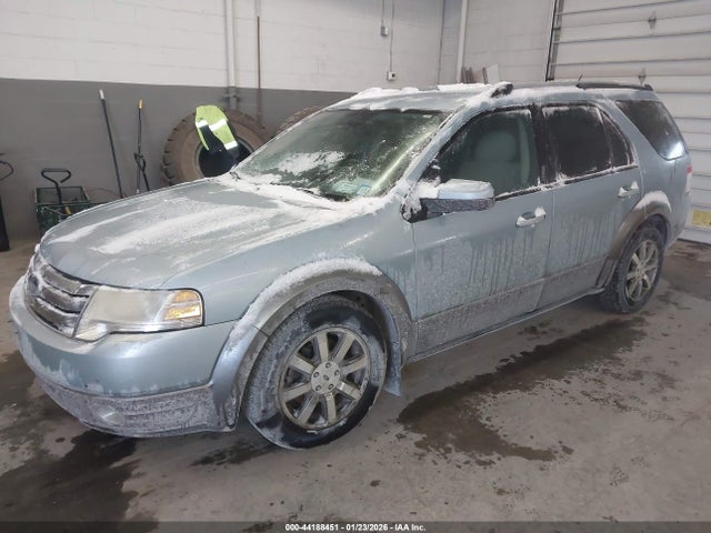 2008 FORD TAURUS X 1FMDK05W68GA03783 Photo 1