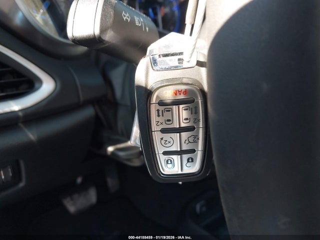 Auction sale of the 2026 Chrysler Pacifica Select, vin: 2C4RC1BGXTR201235, lot number: 44188459