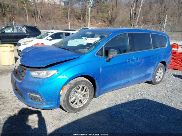 Auction sale of the 2026 Chrysler Pacifica Select, vin: 2C4RC1BGXTR201235, lot number: 44188459