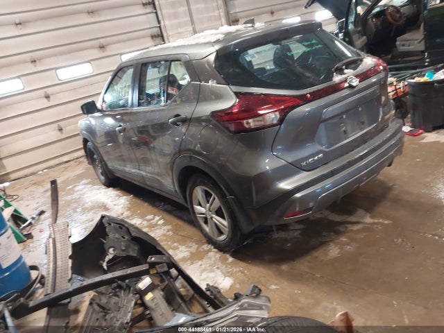 2021 NISSAN KICKS 3N1CP5BV6ML565699 Photo 2