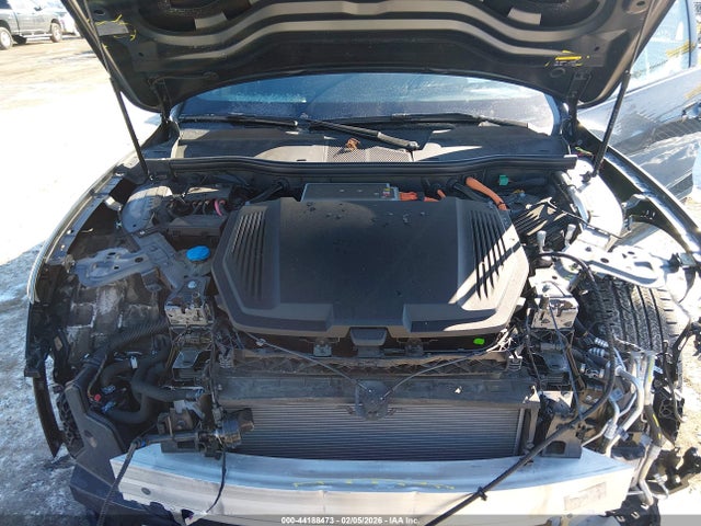 2024 AUDI Q8 E-TRON WA1CAAGE8RB030991 Photo 9