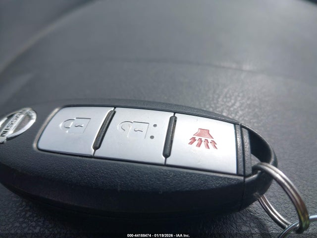 Продаж на аукціоні авто 2015 Nissan Versa Note Sl, vin: 3N1CE2CP6FL389440, номер лоту: 44188474