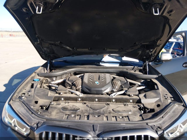 44188491 :رقم المزاد ، 5UXJU4C00N9L66411 vin ، 2022 Bmw X5 M50i مزاد بيع