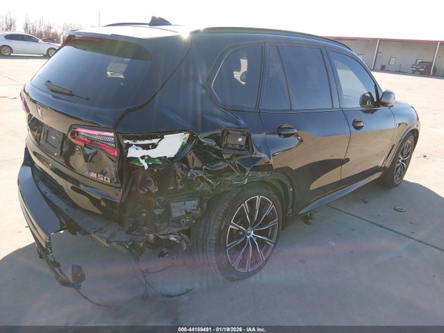 44188491 :رقم المزاد ، 5UXJU4C00N9L66411 vin ، 2022 Bmw X5 M50i مزاد بيع