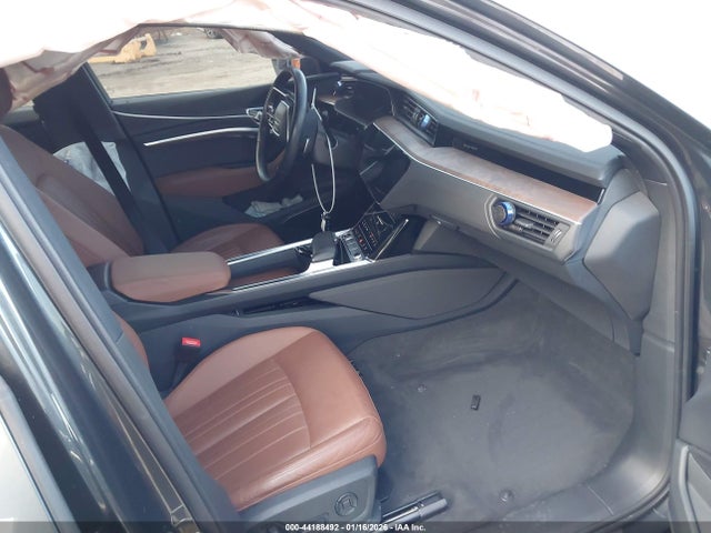 WA12AAGE4MB027901 Audi E-tron Sportback Premium Plus Quattro