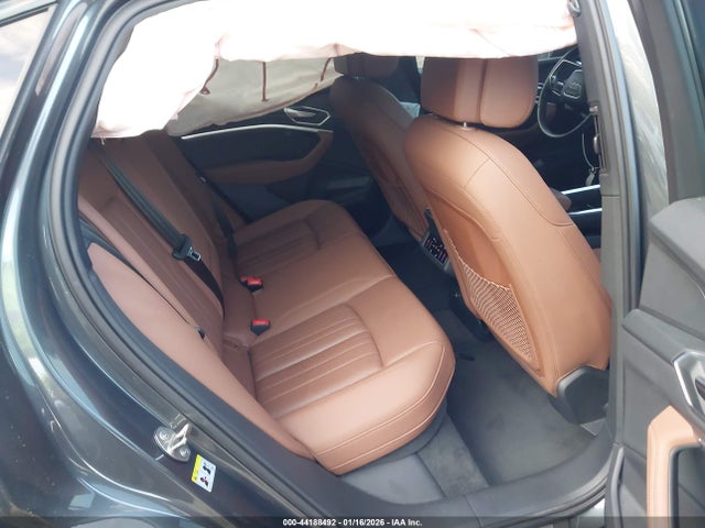 WA12AAGE4MB027901 Audi E-tron Sportback Premium Plus Quattro
