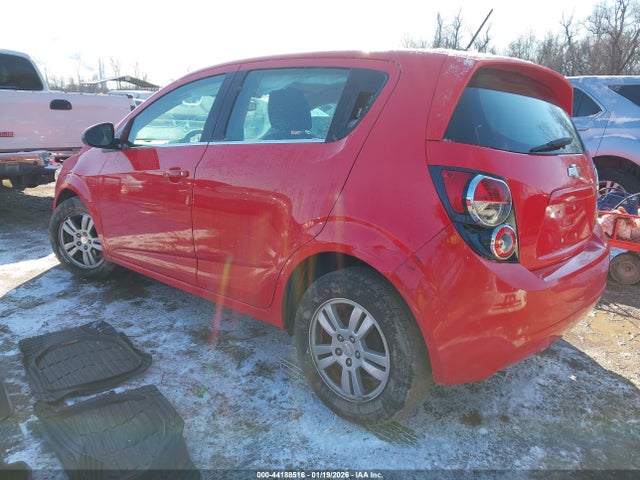 2015 CHEVROLET SONIC 1G1JC6SHXF4158633 Photo 2