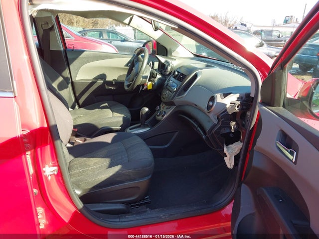 2015 CHEVROLET SONIC 1G1JC6SHXF4158633 Photo 4