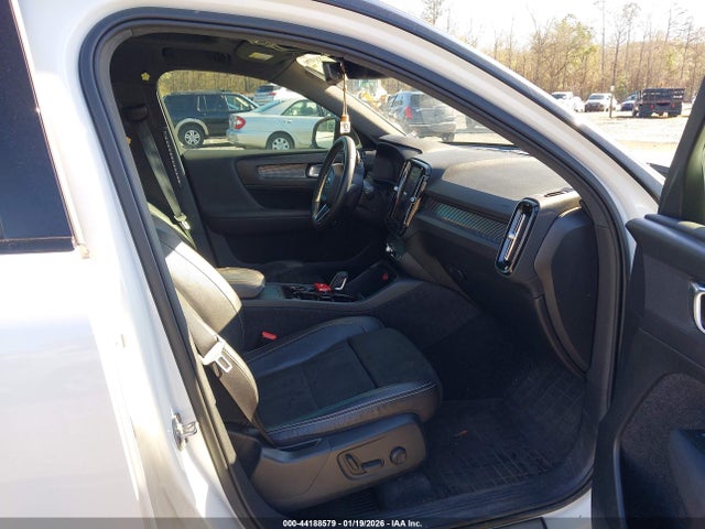 2020 VOLVO XC40 YV4AC2HMXL2284418 Photo 4