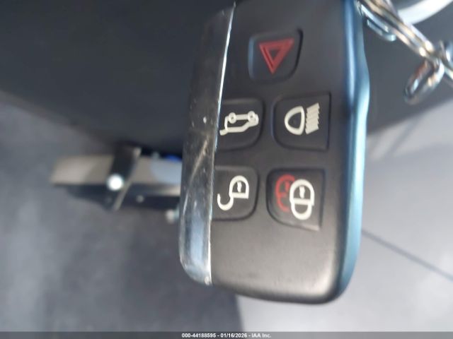 2017 LAND ROVER DISCOVERY SALRGBBV4HA042399 Photo 10