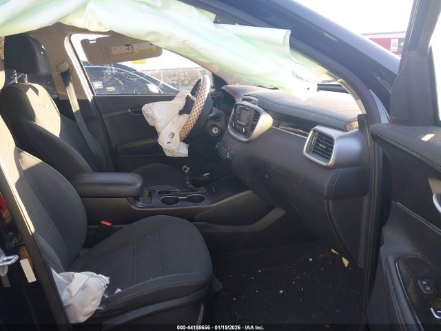 2017 KIA SORENTO 5XYPG4A38HG202858 Photo 4