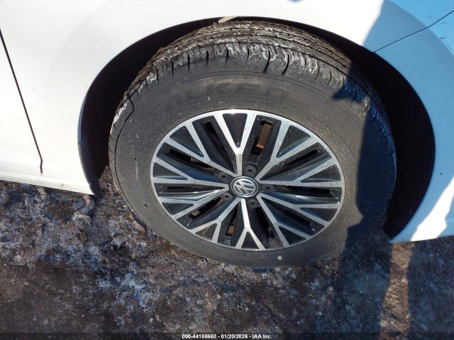 3VWC57BU8MM021055 Volkswagen Jetta 1.4t R-line/1.4t S/1.4t Se